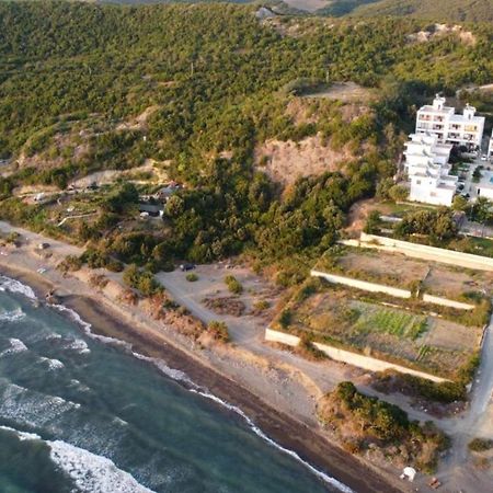 Oasis Residency Apartman Spille Kültér fotó
